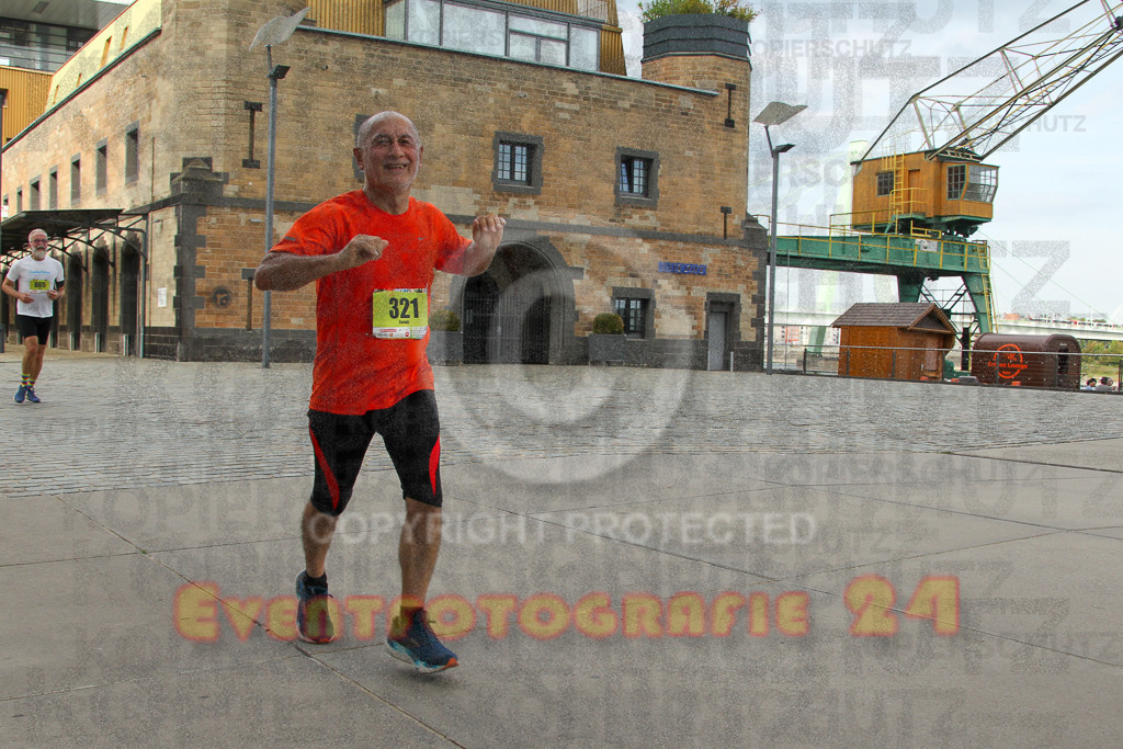 250920_1522_EV4_8582 | Sportfotografie im Rhein-Sieg Kreis, Köln, Bonn, NRW, Rheinland Pfalz, Hessen, etc. Unser Tätigkeitsfeld umfasst den Laufsport vom Volkslauf über den Marathon, Duathlon, Triathon bis zum Ultralauf wie Kölnpfad Ultra oder Schindertrail.