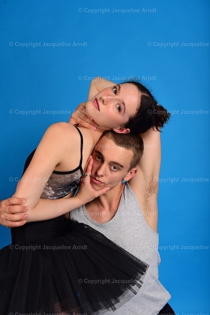 jasmin_james4 | Fotografie Photography Dresden Photoshooting  Fotoshooting Fotografin Dresdencity Bilder  Foto Dresdenvideos Kalender Postkarten Bilderdownload Portrait Hochzeitsfotografie Familienfotos Bewerbungsbilder Studiofotografie Fotograf Dresdenbilder Business - Realisiert mit Pictrs.com