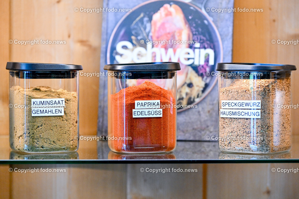 Piberstein_ Speck Haudum_ 18.06.2024-5 | 18.04.2024, Piberstein, AUT, Speck Haudum, im Bild Gewuerze, Gewuerzmischungen