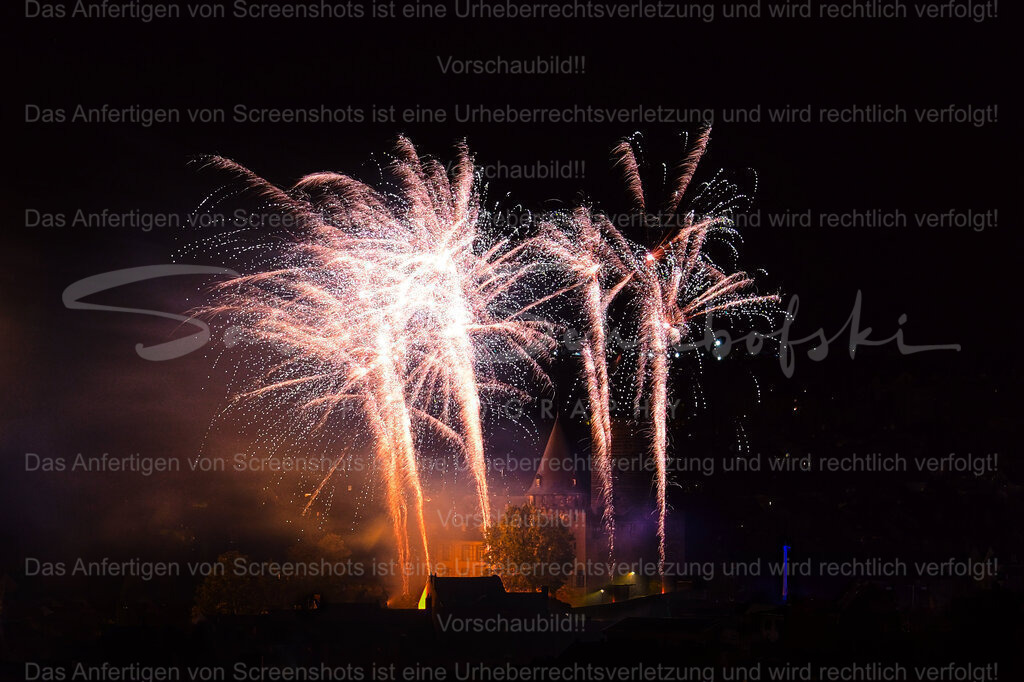 Feuerwerk Lukasmarkt Ulmen 2024 | People- und Tierfotografie, Imageaufnahmen, Veranstaltungsfotografie und Wandbilder aus der Natur ★ Made in Germany ✔️ Druck + Downloads ✔️ Naturfotografie in Top Qualität ★ schneller Versand, weltweite Lieferung! - Realisiert mit Pictrs.com
