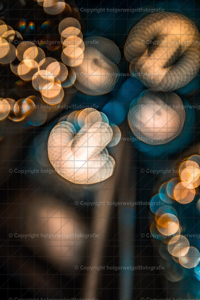 Light points | Kaufen sie online außergewöhnliche Fotografien auf Leinwand Acrylglas Fotoprint Aludibond von holgerweigeltfotografie - Realisiert mit Pictrs.com