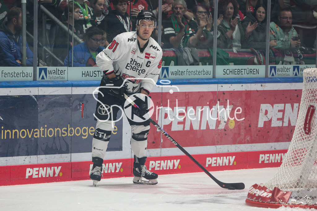 Augsburger Panther - Koelner Haie  | Moritz Mueller (KEC #91) am Puck