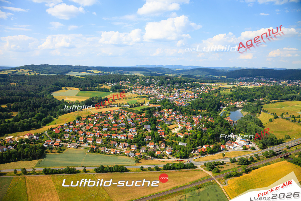 Die Luftaufnahme Burghaig - Kulmbach wurde vom UL-Flugzeug (keine Drohne) aus fotografiert.Hohe Druck- Auflösung-die Geschenkidee!