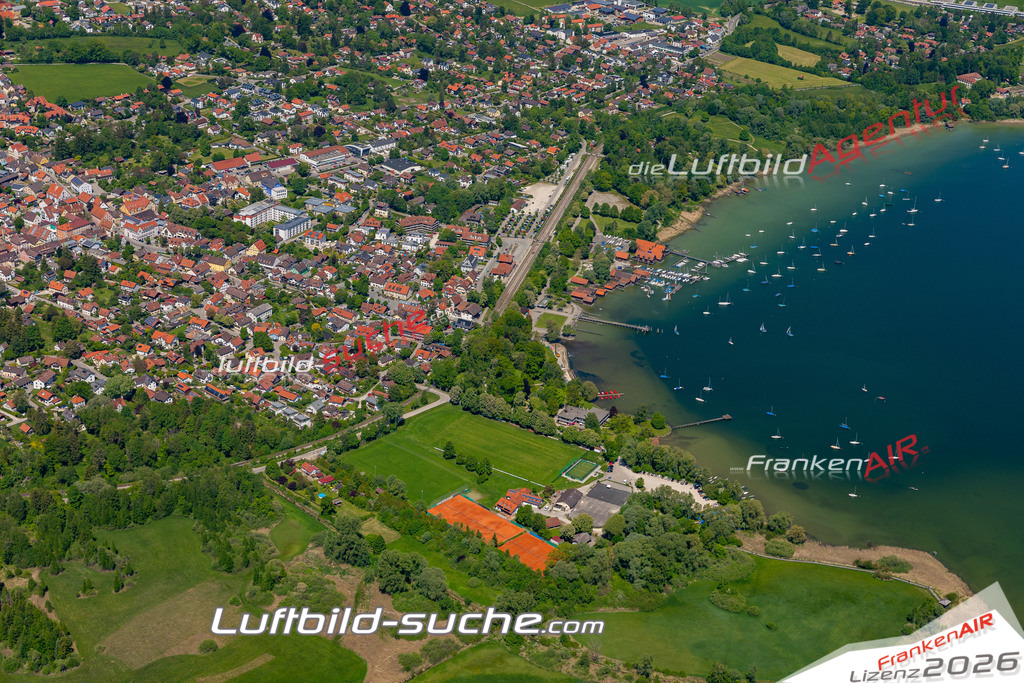 Aktuelles Luftbild von  diessen-am-ammersee - Die Luftaufnahme wurde 2021 mittels UL-Flugzeug erstellt ( keine Drohne ) - hochauflösende Kamera-Systeme von  Canon -Beste Qualität - Für grossformatige Ausdrucke geeignet. Die Geschenkidee !