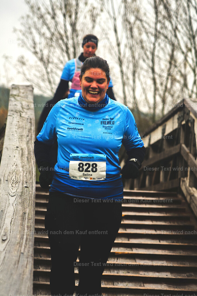 cineathletes-huegelland-2025-11-09-11-33-24 | Sportfotografie rund um Obstacle Course Racing und Trail Run - Realisiert mit Pictrs.com