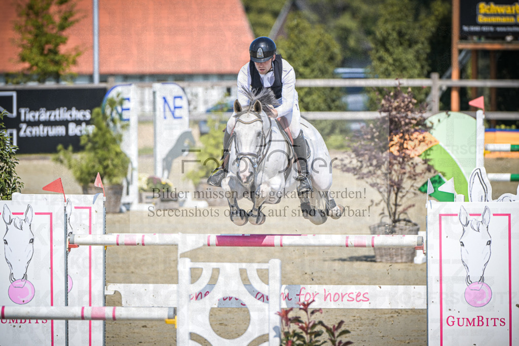 DOS_0265 | Entdecke hochwertige Reitturnierfotos von Foto Oger. Professionell, emotional und authentisch – jetzt Lieblingsmomente im Shop bestellen.Deutschlandweite Turnierfotografie. - Realisiert mit Pictrs.com