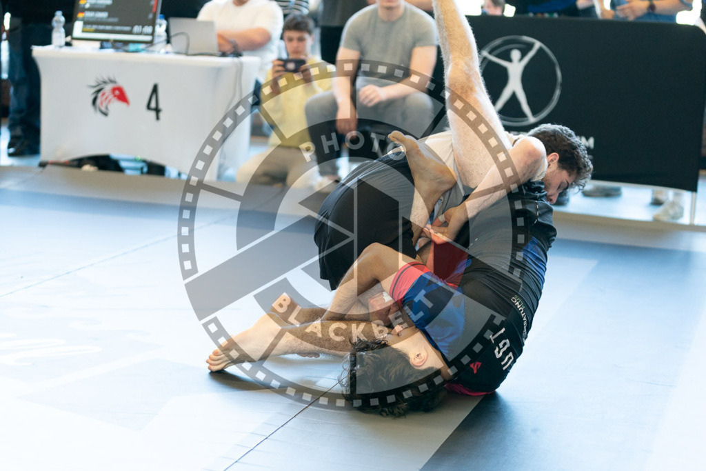 20250329PBB1776 | Fighters compete during the International Luta Livre (ILLCS) Germany IX Spring 2025 Competition spring on March 29, 2025 in Hannover, Germany.© Chiara Dazi