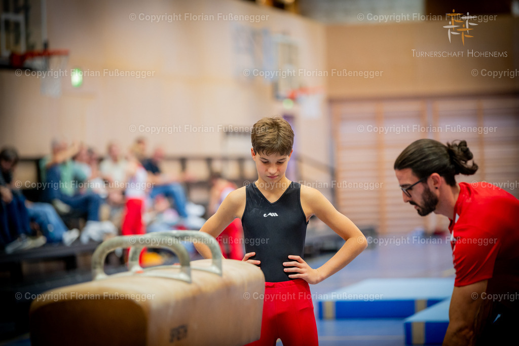 Promo-63 | "Fussifoto.com – Ihr Ansprechpartner für hochwertige Fotografie! Entdecken Sie kreative Bilder und professionelle Dienstleistungen. Kontaktieren Sie uns für Ihre Projekte!"