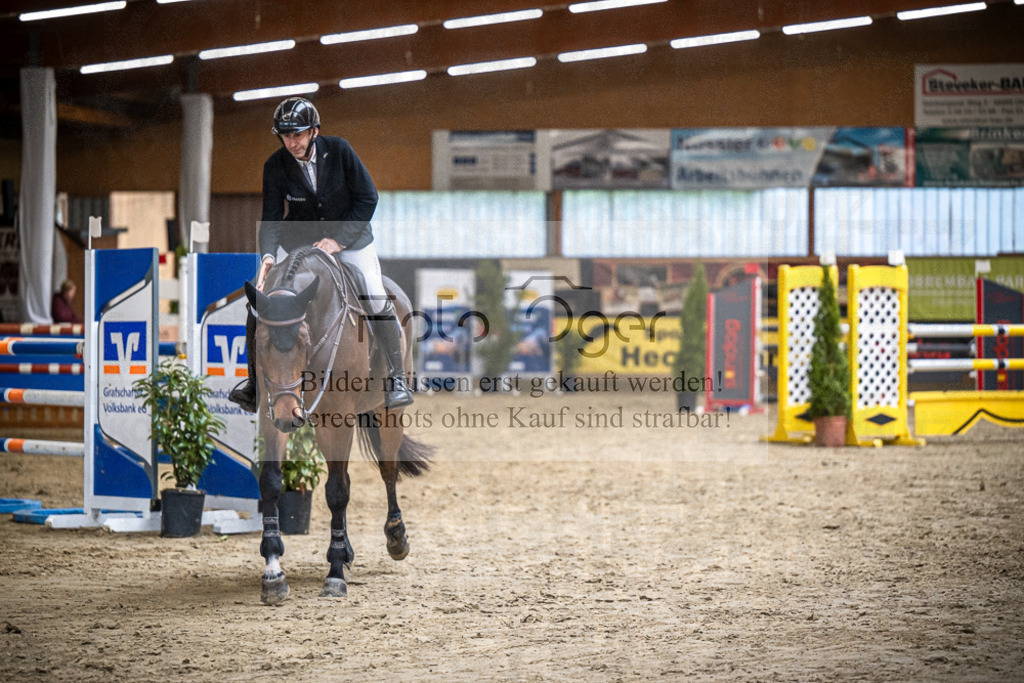 DOS_0686 | Entdecke hochwertige Reitturnierfotos von Foto Oger. Professionell, emotional und authentisch – jetzt Lieblingsmomente im Shop bestellen. - Realisiert mit Pictrs.com