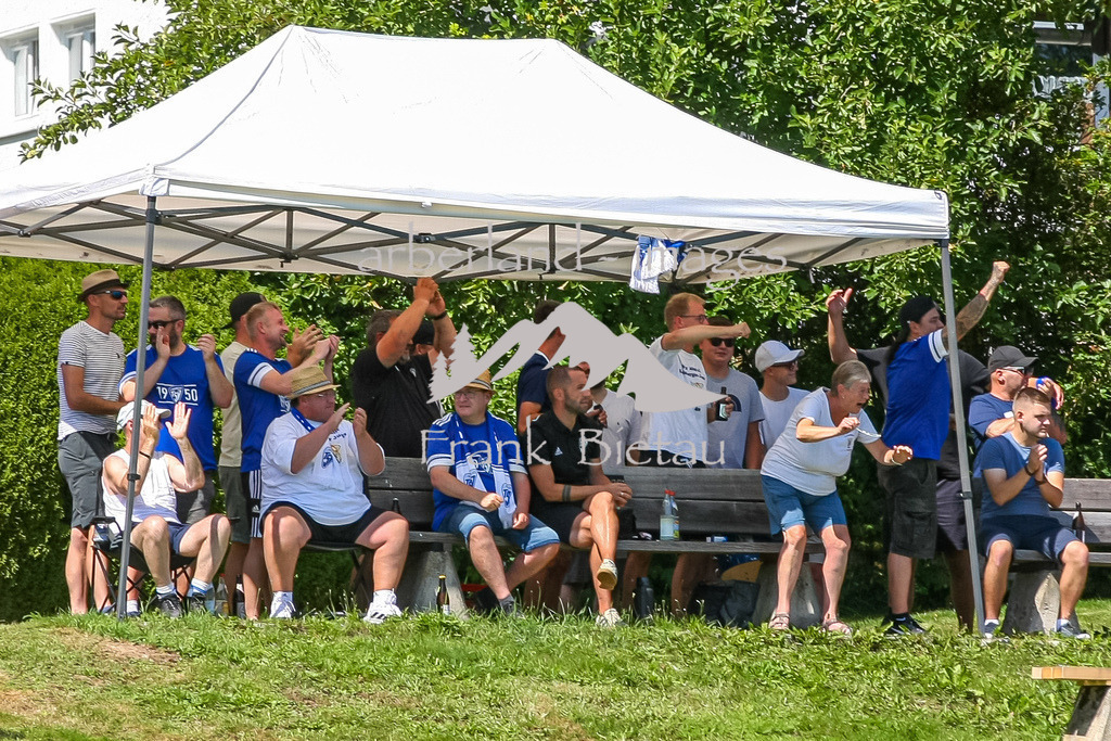 993T9740 | Medien- Sport- Entertainmentfotos