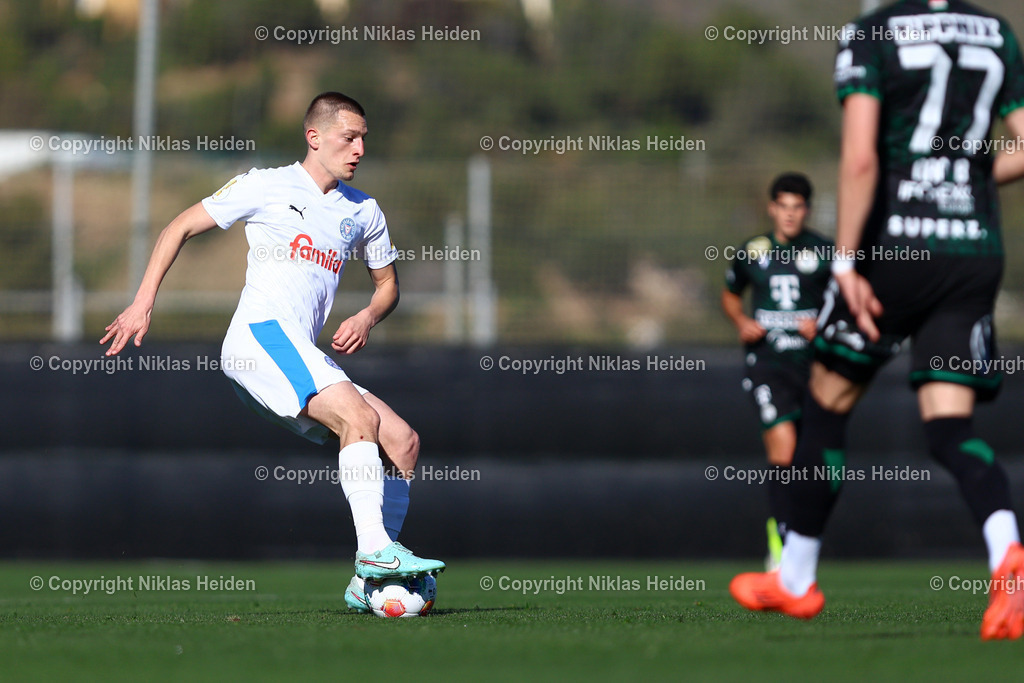 NH_HolsteinKiel_FerencvarosBudapest_Testspiel_10012025 | #13 Ivan Nekic (Holstein Kiel)Fußball I Herren I Testspiel I Saison 2025-2026  I Holstein Kiel - Ferencvaros Budapest I 10.01.2026 I La Manga Club (Spanien)