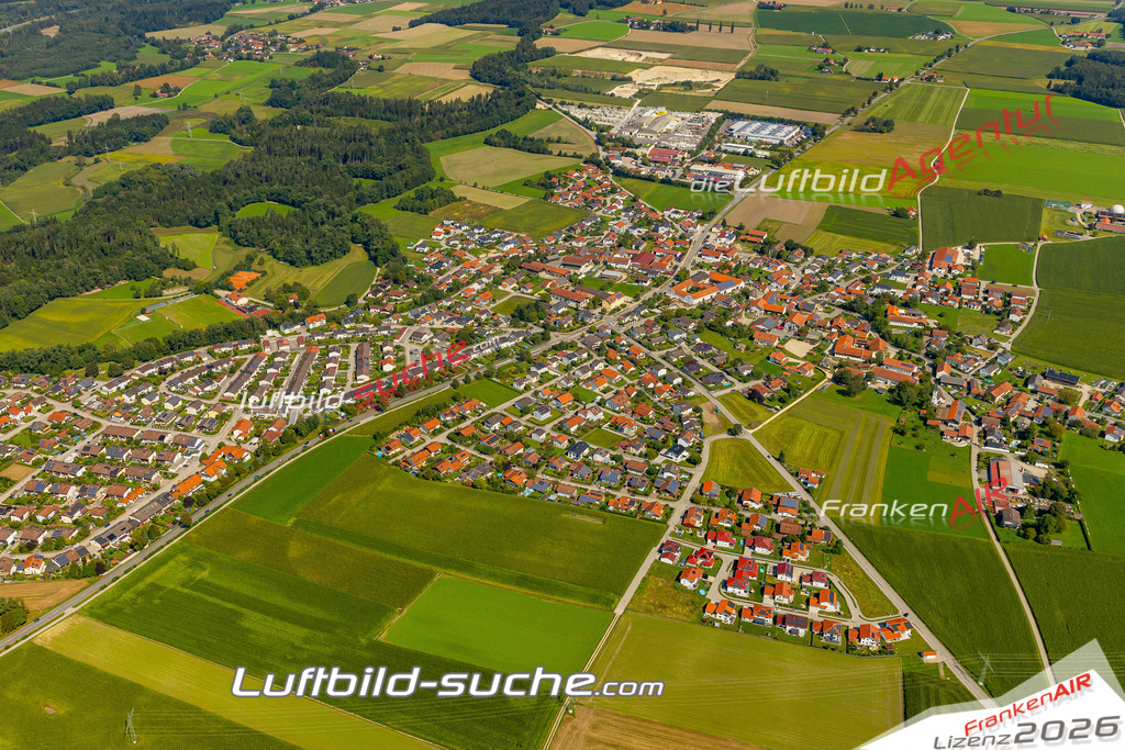Das Luftbild zeigt :  Teising - Die Luftaufnahme wurde 2024 vom UL-Flugzeug aus erstellt ( keine Drohne ) - Hochauflösende Luftaufnahme - Für grossformatige Ausdrucke geeignet. Die Geschenkidee !Mit Lizenz und Bildrechte bestellbar