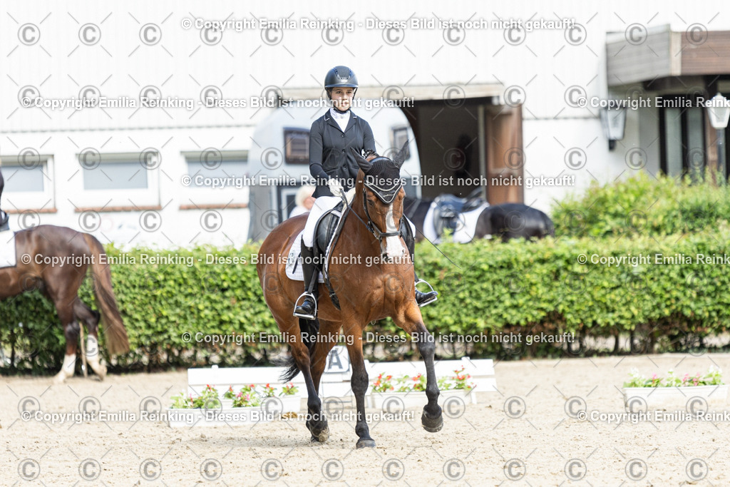 CL5A6346-2 | Emilia Reinking Fotografie - Realisiert mit Pictrs.com