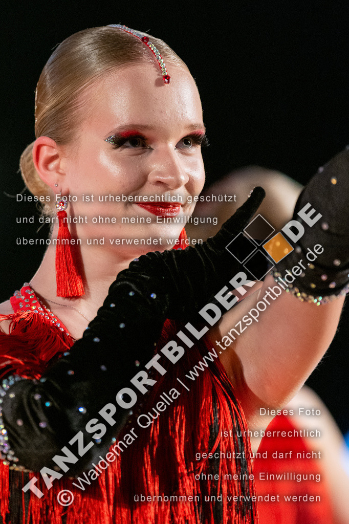 20250504-01671 | Hier finden Sie Tanz Bilder vom Latein und Standard Formationen tanzen. Sportbilder vom Tanzsport. Schöne Fotos und von Weltmeisterschaft, Europameisterschaft, Bundesliga, Regionalliga, Oberliga und Landesliga sowie von GOC Stuttgart, DanceComp, WM Bremen
