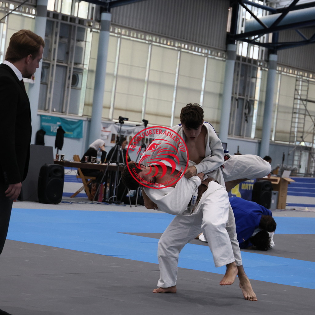 IMG_7795 | Fotos vom Adler Cup - Pictures from Adler Cup

Hier findet Ihr alle Eindrücke und großen Momente der Adler Cup Wochenenden. Here you will find all impressions and great moments of the Adler Cup weekends. - Realisiert mit Pictrs.com