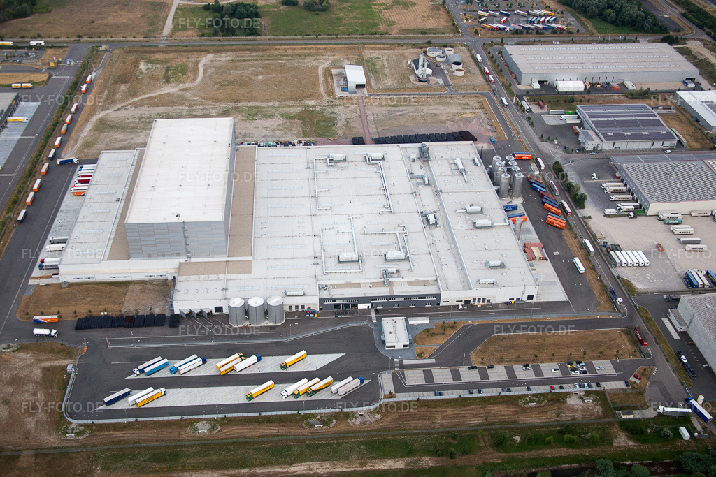 Luftbild: Wörth am Rhein, Industriegebiet Oberwald in Wörth am Rhein im Bundesland Rheinland-Pfalz in Deutschland. Foto: IMG_083765.jpg vom 24.07.2015 durch Werner Riehm/FLY-FOTO.de