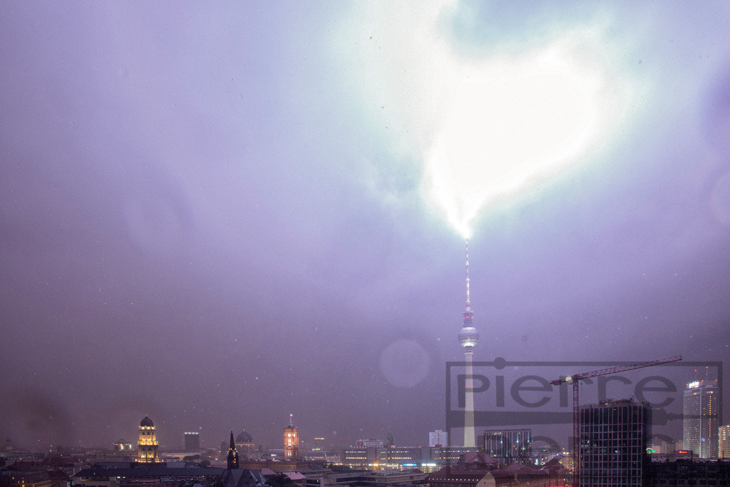 20190720_225351_3147_o | Pierre.Berlin Photo Store - Realisiert mit Pictrs.com