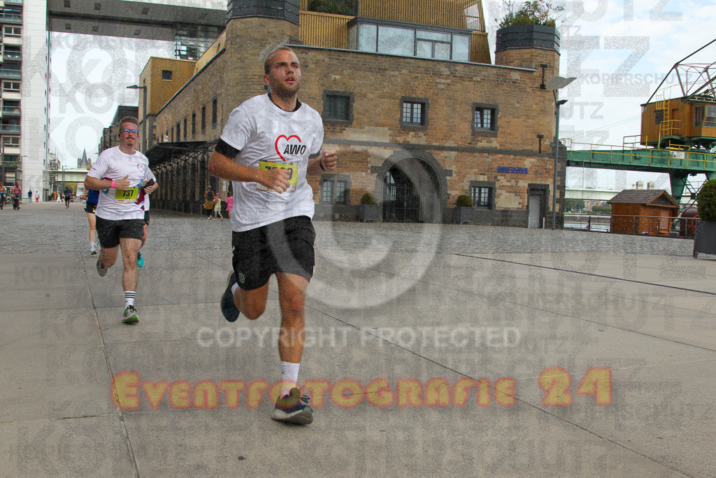250920_1321_EV4_5282 | Sportfotografie im Rhein-Sieg Kreis, Köln, Bonn, NRW, Rheinland Pfalz, Hessen, etc. Unser Tätigkeitsfeld umfasst den Laufsport vom Volkslauf über den Marathon, Duathlon, Triathon bis zum Ultralauf wie Kölnpfad Ultra oder Schindertrail.
