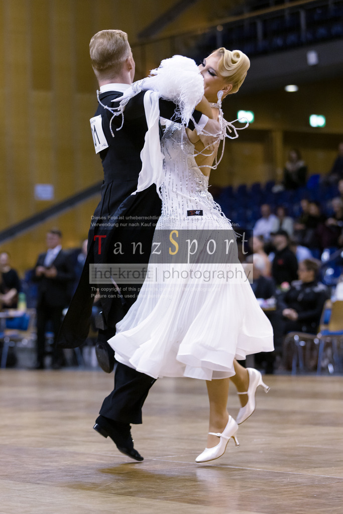 20241102_DM_HGR_Std_10229 | Tanzsportbilder, Standardtanz, Lateintanz, WDSF, DTV, LTVB, dancecomp, goc, hessen tanzt, blaues band der spree, walzer, tango, wiener walzer, slowfox, quickstepp, samba, rumba, cha-cha-cha, paso doble. jive, hd-kroft photography, turniertanzsport