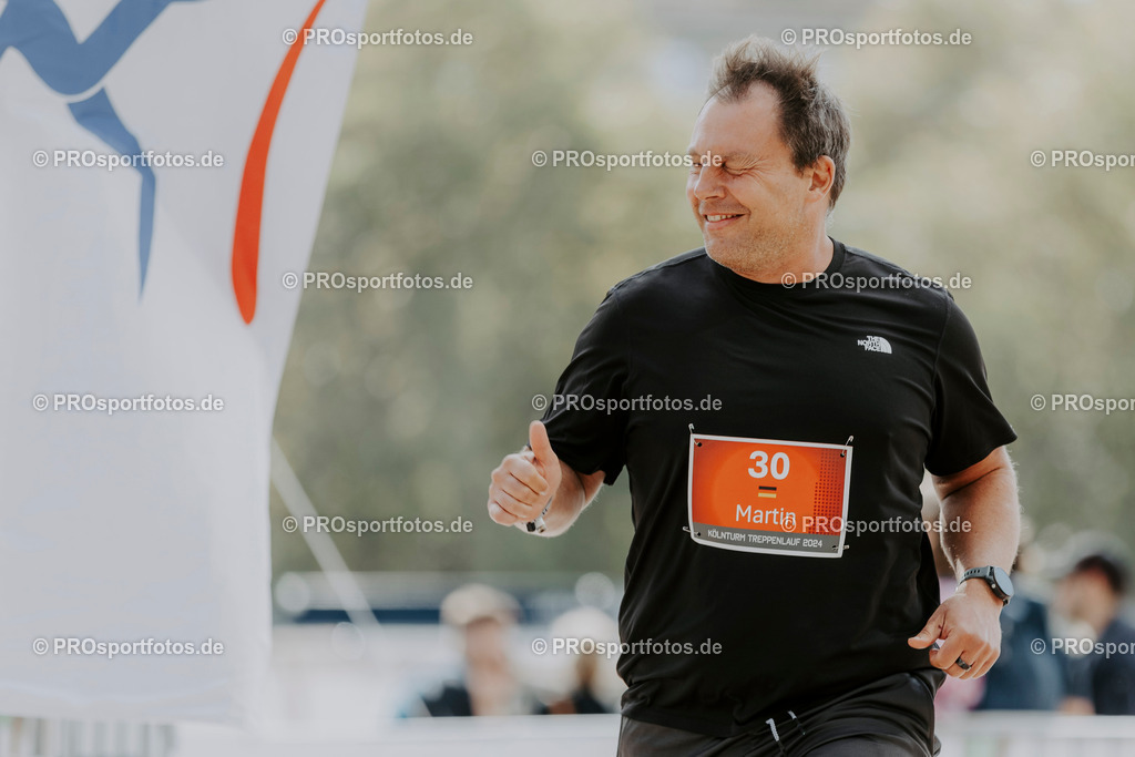 240825_Treppenlauf-87 | Professionelle Fotos Ihrer Laufsportveranstaltung.