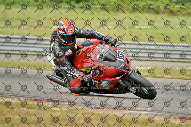25bt05-0414 | markuskiefer.com - Realisiert mit Pictrs.com