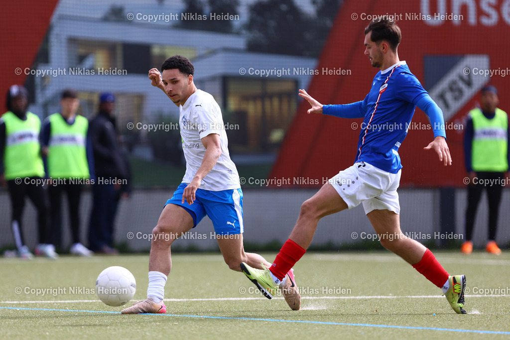 NH_TSVSasel_FCSuederelbe_OberligaHamburg_03042026 | #16 Joscha Oguazu (FC Süderelbe), #24 Alexander Kay (TSV Sasel)Fußball I Herren I Gamesright Oberliga Hamburg I Saison 2025-2026  I 18. Spieltag I TSV Sasel - FC Süderelbe I 03.04.2026 I Sportplatz Parkweg