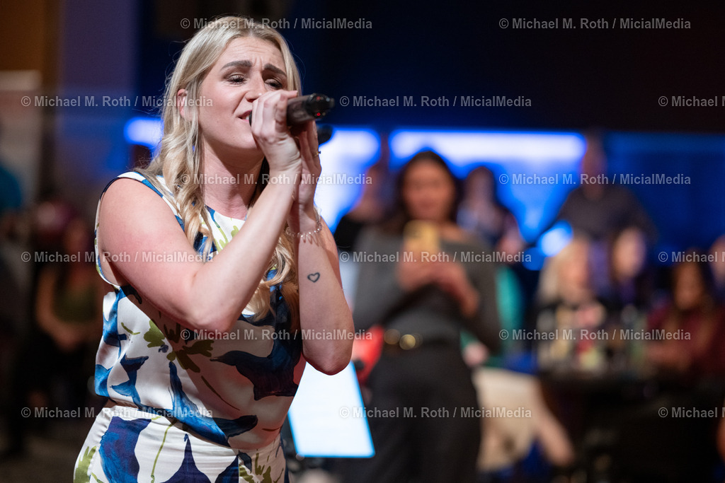 mici-yo-20240405-194808NZ8_0301 | MicialMedia Fotos