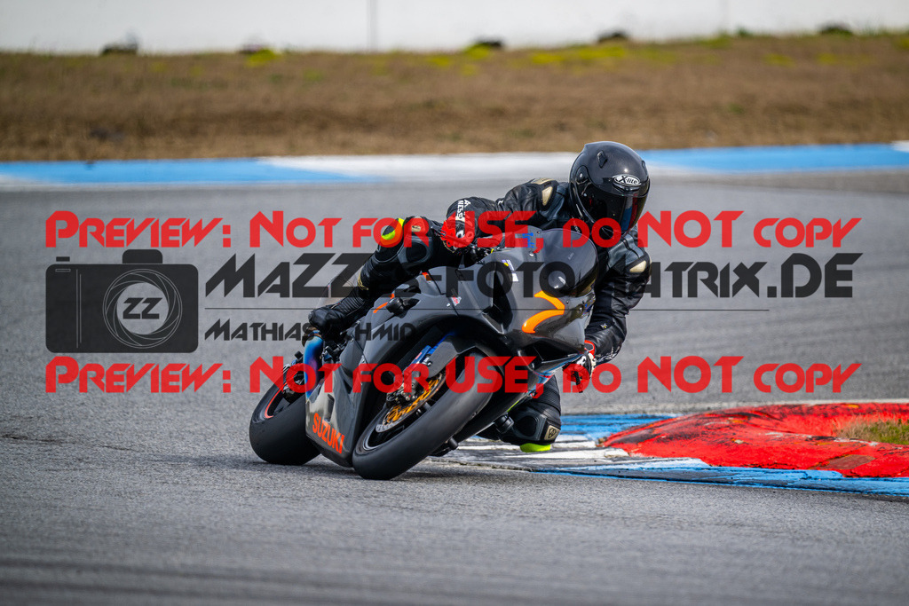 MaZZes_Fotomatrix_20240317_6007705_2491 | Fotograf Mathias Schmid
Sportfotograf,
Eventfotograf,
Hochzeitsfotograf,
Portraitfotograf