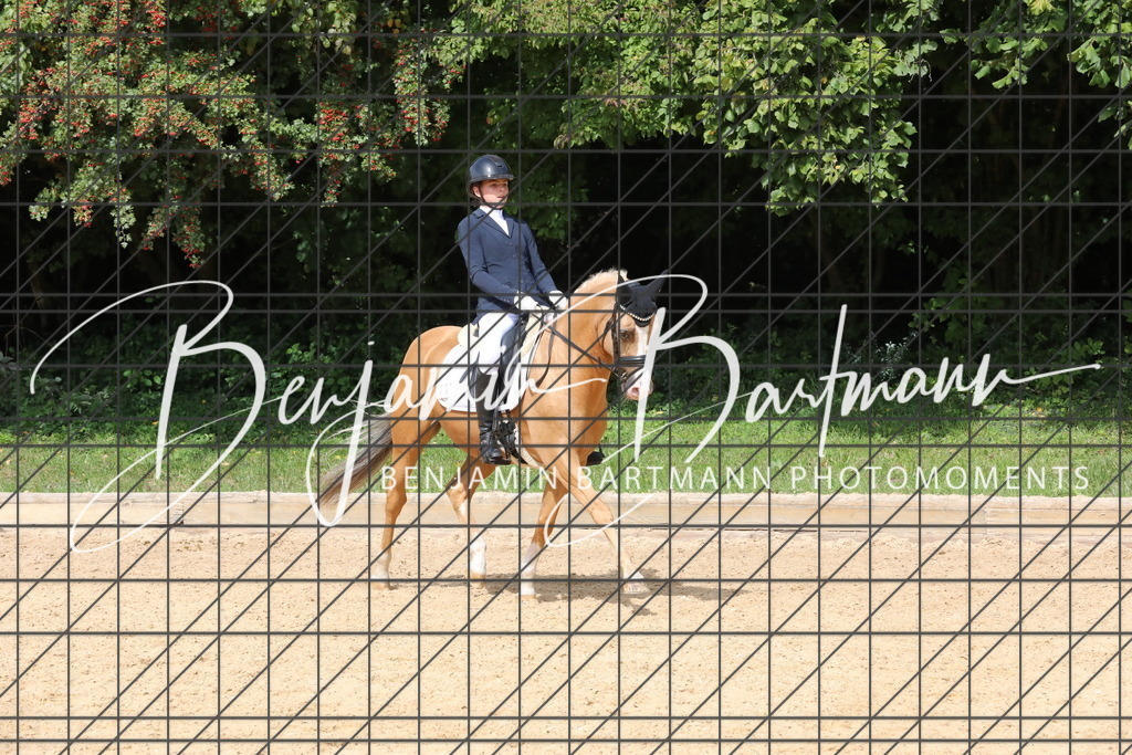 AZ2A2434 | Benjamin Bartmann Photomoments