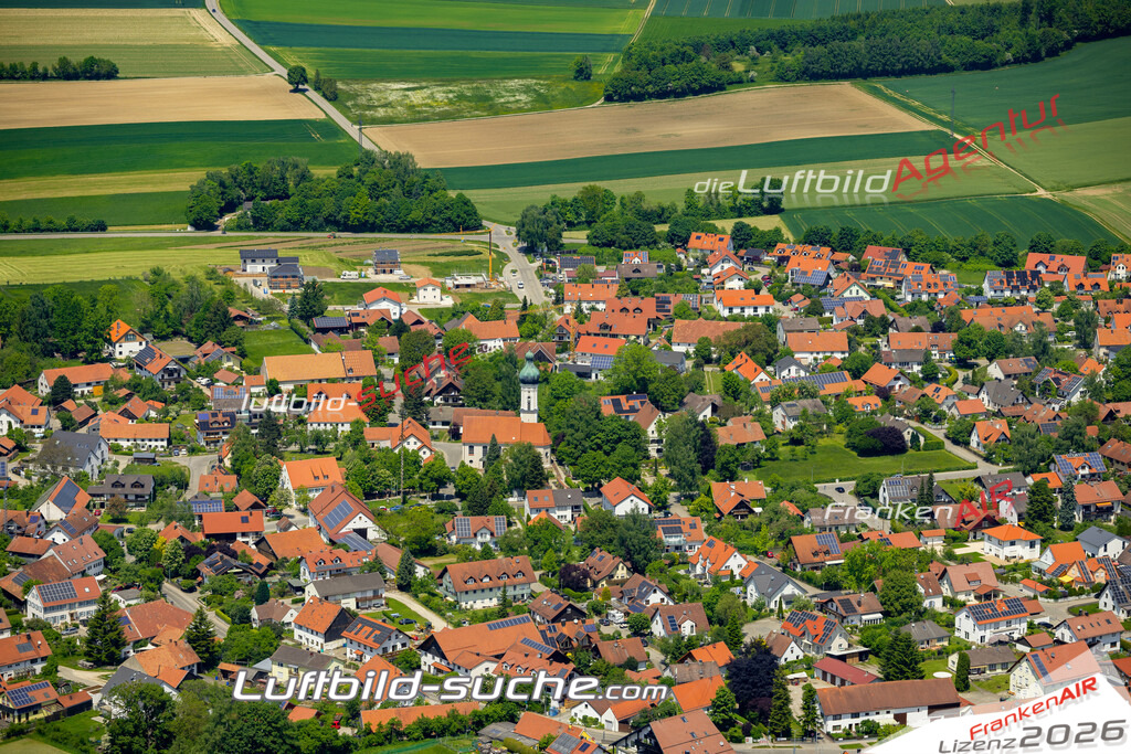 Das Luftbild zeigt  Geltendorf - Die Luftaufnahme wurde 2023 vom UL-Flugzeug aus erstellt ( keine Drohne ) - Hochauflösende Luftaufnahme - Für grossformatige Ausdrucke geeignet. Die Geschenkidee !Mit Lizenz und Bildrechte bestellbar