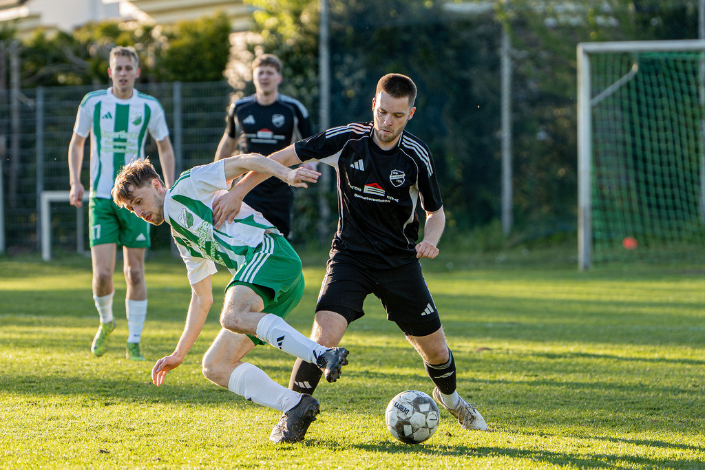 Fußball I Herren I Saison 2025-2026 I Bezirksliga Weser-Ems 4 I 15. Spieltag I TuS Lutten - GW Brockdorf I 07815 | jns.sportfotos - Realisiert mit Pictrs.com