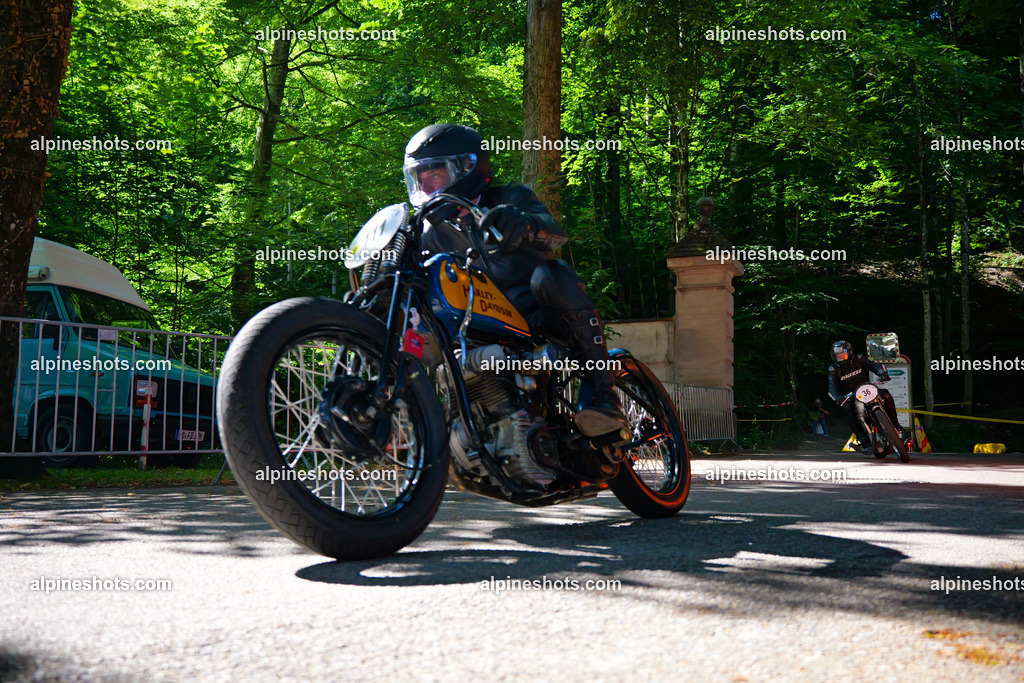 P1026079 | Erleben Sie atemberaubende, hochqualitative Fotos Ihrer Fahrt entlang der malerischen Alpenstraßen. Besuchen Sie alpineshots.com, um professionelle Aufnahmen Ihrer unvergesslichen Reise zu finden und zu kaufen - Realisiert mit Pictrs.com