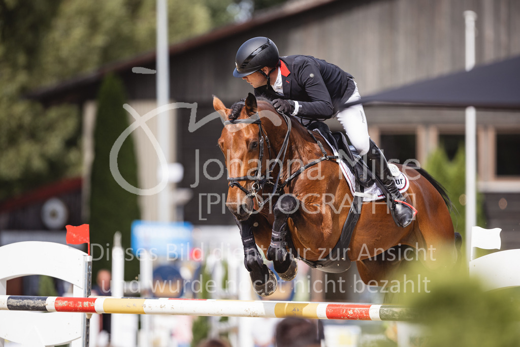 230827_Delbrueck_GrosserPreis-565 | Deine schönsten Turniermomente als professionelle Fotos! Entdecke hochwertige Pferdesport-Fotografie im Online-Shop. Jetzt Fotos finden & bestellen!