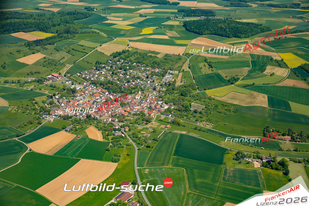 Schöne Luftaufnahme als Geschenk in Oberwittstadt Ravenstein - Die Luftbildaufnahme wurde 2025 vom UL-Flugzeug heraus erstellt ( keine Drohne ) - Hochauflösende Luftaufnahme -Nicht vergleichbar mit Google Maps oder Satelittenbilder- Die Geschenkidee !Mit Lizenz und Bildrechte bestellbar