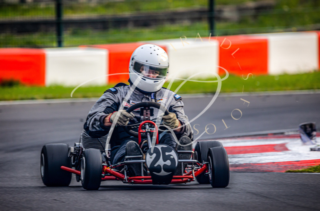 2CC745CA-D376-44AB-A5E3-4AE10B1B427F | traudl_s_fotos
