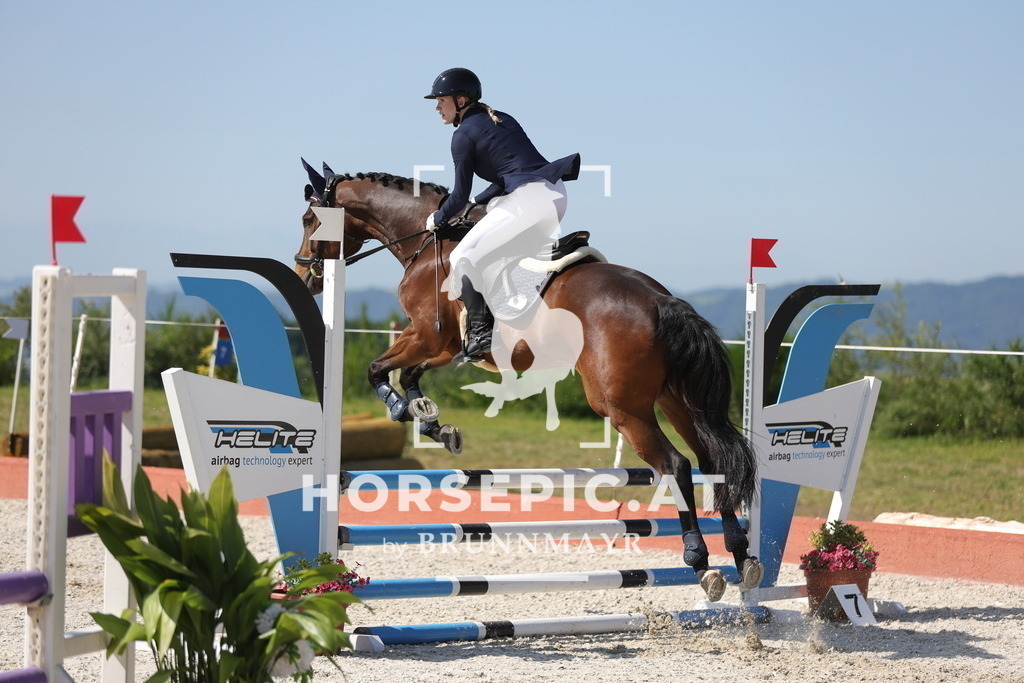 0P6A7928 | Willkommen bei Brunnmayr - Design & Fotografie – Ihrem Spezialisten für Reitturniere und Pferdeveranstaltungen in Oberösterreich, Salzburg und Bayern! Seit über 17 Jahren sind wir leidenschaftlich dabei.
