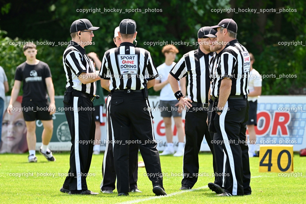 Carinthian Lions vs. Cineplexx Blue Devils | Referees, Carinthian Lions vs. Cineplexx Blue Devils, Carinthian Lions vs. Cineplexx Blue Devils am 09.06.2025 in Klagenfurt (ASV Sportplatz), Austria, (Photo by Bernd Stefan)