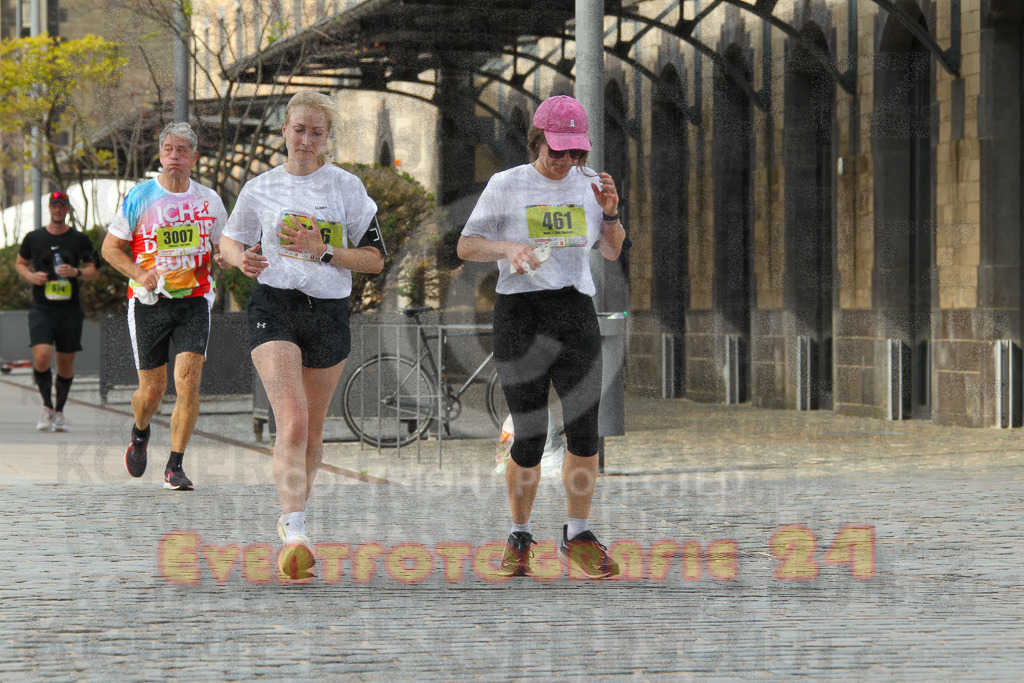 250920_1532_EV4_9103 | Sportfotografie im Rhein-Sieg Kreis, Köln, Bonn, NRW, Rheinland Pfalz, Hessen, etc. Unser Tätigkeitsfeld umfasst den Laufsport vom Volkslauf über den Marathon, Duathlon, Triathon bis zum Ultralauf wie Kölnpfad Ultra oder Schindertrail.