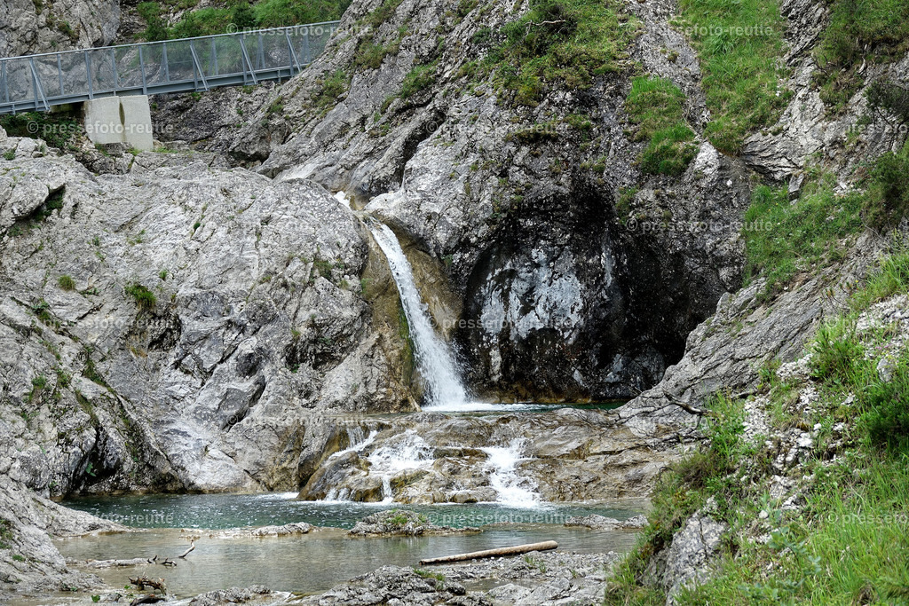 welltvi-2019-Juli09--Stuibenfaelle-Planseeabfluss-Reutte-DSD03334 | Info aus dem Bezirk Reutte/Ausserfern Tirol sowie eine umfangreiche Bilddatenbank über die gesamte Region: Lechtal, Talkessel Reutte, Tannheimertal, Zwischentoren. Lech, Plansee, Zugspitze, Grenztunnel, B179, Fernpassstraße, Verkehr, Lawinen, Tradition, - Realisiert mit Pictrs.com