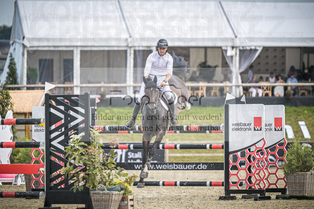 DOS_0808 | Entdecke hochwertige Reitturnierfotos von Foto Oger. Professionell, emotional und authentisch – jetzt Lieblingsmomente im Shop bestellen.Deutschlandweite Turnierfotografie. - Realisiert mit Pictrs.com