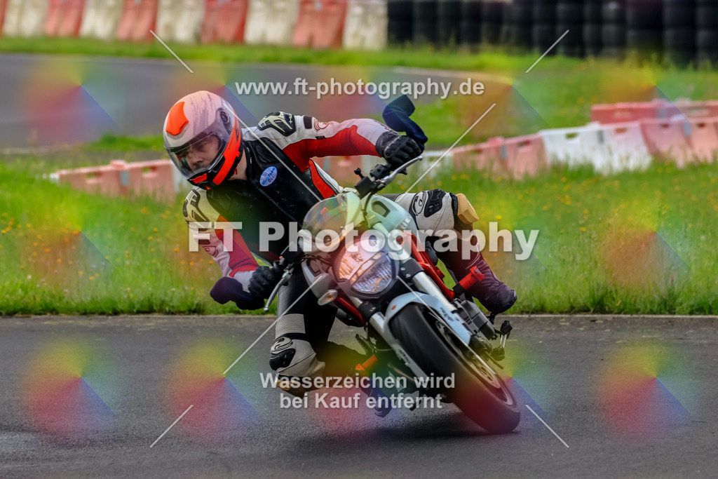 VBK-6528 | Hier findet Ihr Bilder von Touristenfahrten auf der Nürburgring Nordschleife oder von anderen Veranstaltungen die ich besucht habe. Viel Spass beim Durch Schauen 