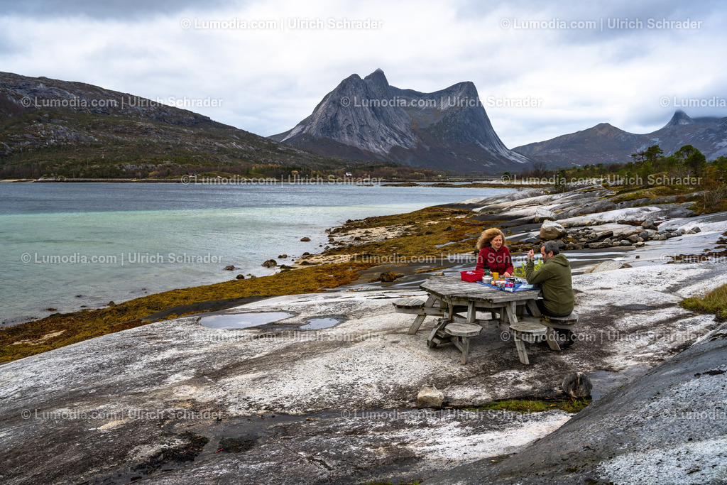 10047-10010 - Nordland - Norwegen | Stockfoto und Bilderpool mit Bildmaterial aus Deutschland, dem Harz, Halberstadt, Quedlinburg, Wernigerode und weltweit. Qualitativ hochwertige und professionelle Fotos anschauen und kaufen. - Realisiert mit Pictrs.com
