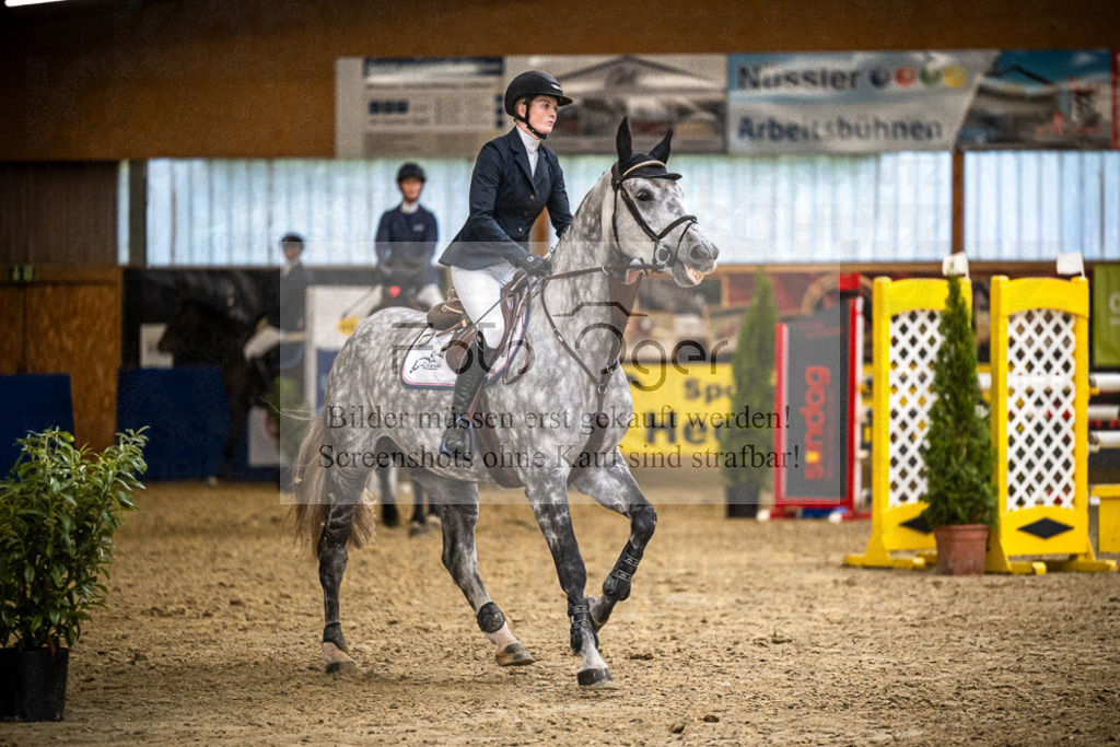 DOS_3076 | Entdecke hochwertige Reitturnierfotos von Foto Oger. Professionell, emotional und authentisch – jetzt Lieblingsmomente im Shop bestellen.Deutschlandweite Turnierfotografie. - Realisiert mit Pictrs.com