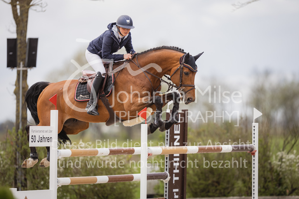 230427_HofSosath_2Ph-M2St-113 | Deine schönsten Turniermomente als professionelle Fotos! Entdecke hochwertige Pferdesport-Fotografie im Online-Shop. Jetzt Fotos finden & bestellen!