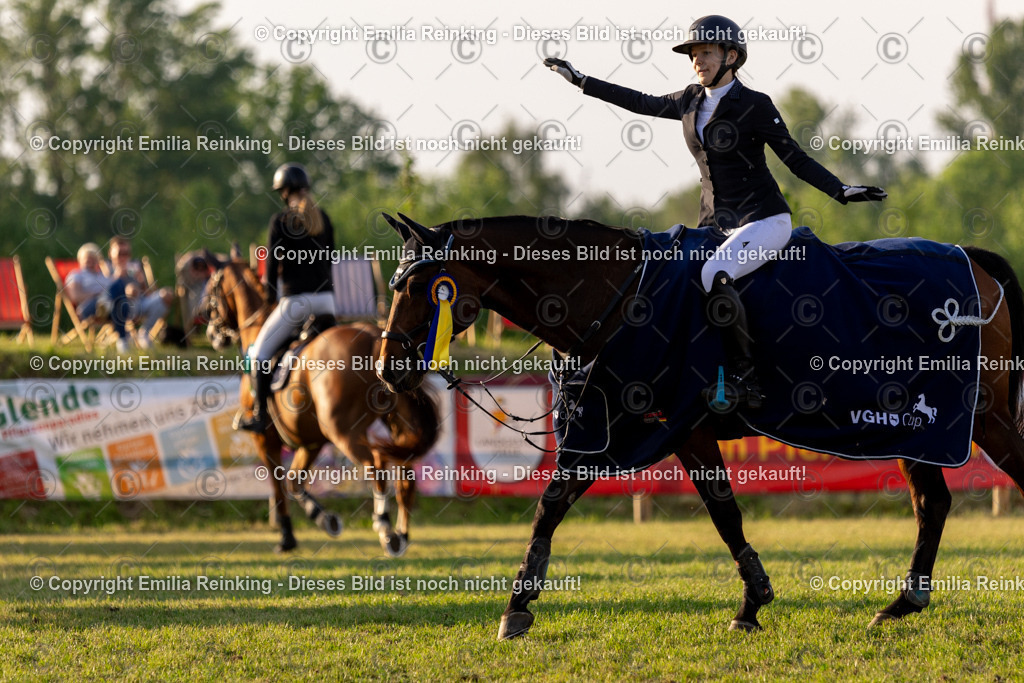 CL5A7710 | Emilia Reinking Fotografie - Realisiert mit Pictrs.com