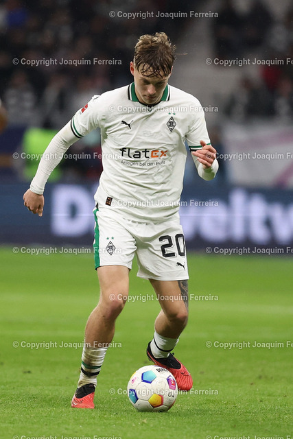 2023.12.20_sge_1472 | 20.12.2023 Fussball 1.Bundesliga 16.Spieltag Eintracht Frankfurt - Borussia Mönchengladbach v.l.,Luca Netz (Borussia Moenchengladbach) FREISTELLER - Realisiert mit Pictrs.com