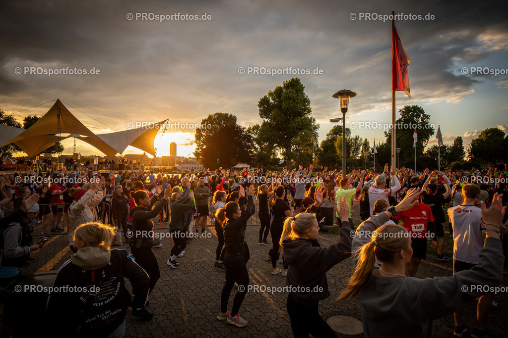 22. ASV Nachtlauf; Koeln, 28.05.25 | Impressionen vom 22. ASV Nachtlauf am 28.05.25 am Tanzbrunnen in Koeln. Foto: BEAUTIFUL SPORTS/Axel Kohring
