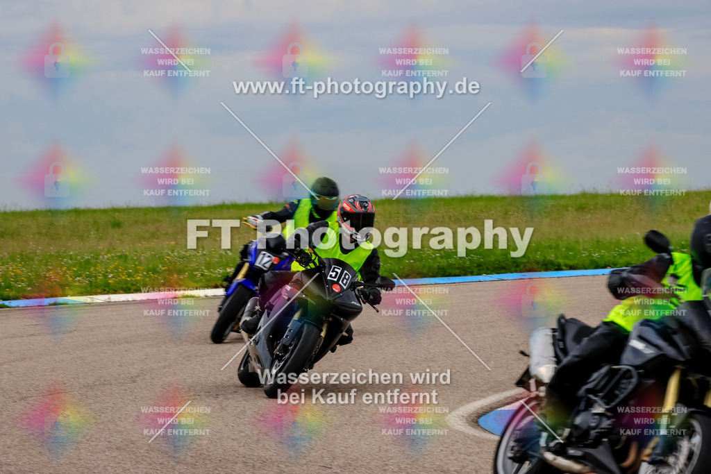 MotoTeam-2316 | Hier findet Ihr Bilder von Touristenfahrten auf der Nürburgring Nordschleife oder von anderen Veranstaltungen die ich besucht habe. Viel Spass beim Durch Schauen 