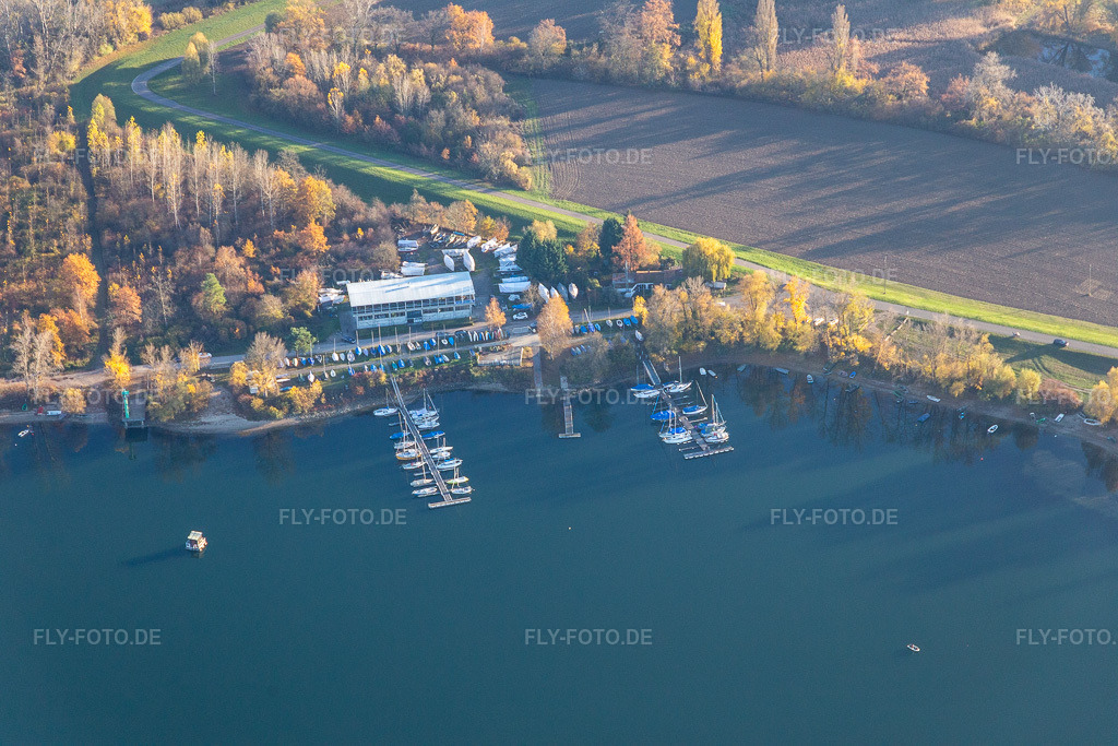 Luftbild: Segelclub RKC Wörth eV am Landeshafen im Ortsteil Maximiliansau in Wörth im Bundesland Rheinland-Pfalz in Deutschland. Foto: IMG_123992.jpg vom 21.11.2020 durch Werner Riehm/FLY-FOTO.de
