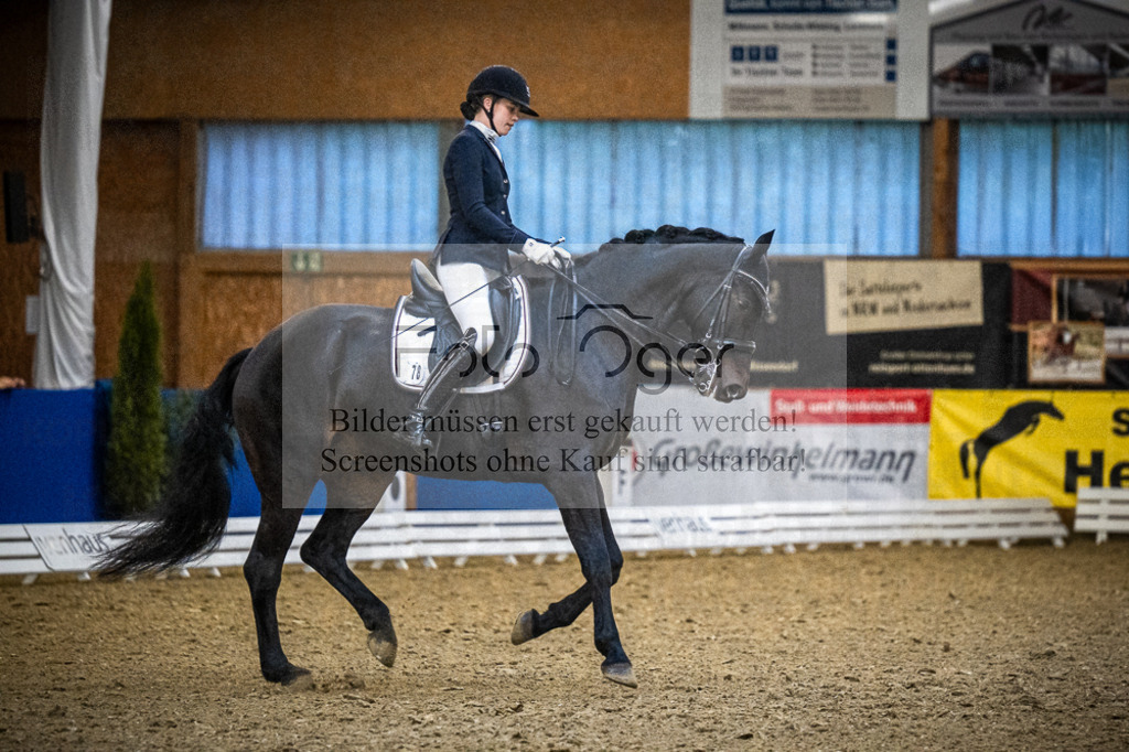 DOS_1221 | Entdecke hochwertige Reitturnierfotos von Foto Oger. Professionell, emotional und authentisch – jetzt Lieblingsmomente im Shop bestellen.Deutschlandweite Turnierfotografie. - Realisiert mit Pictrs.com